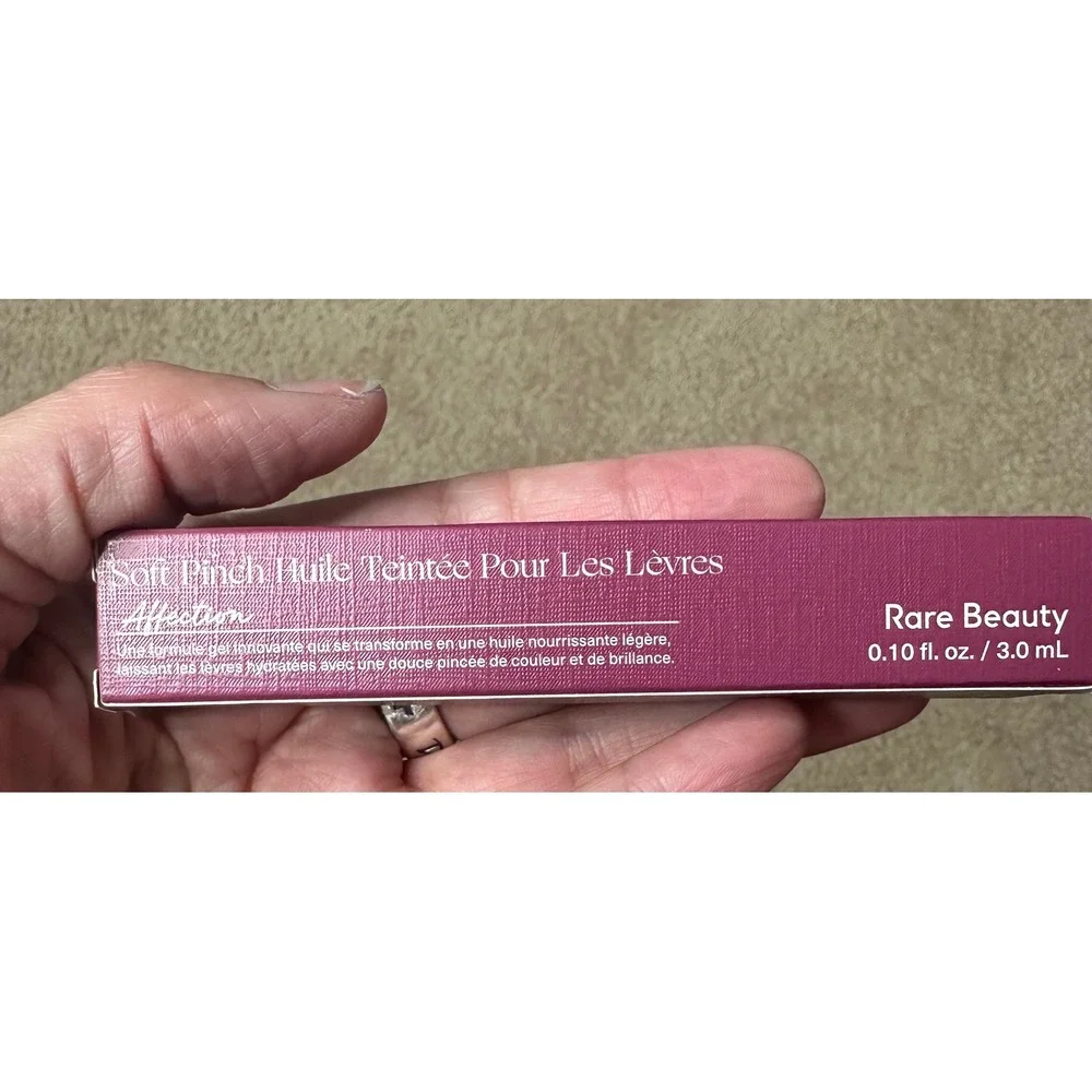 Rare Beauty Soft Pinch Lip Oil Women 0.10oz Affection New Tinted Gloss Berry